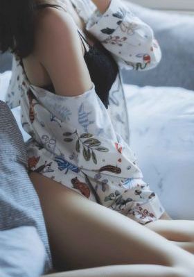 在教室被老师cao到爽在线