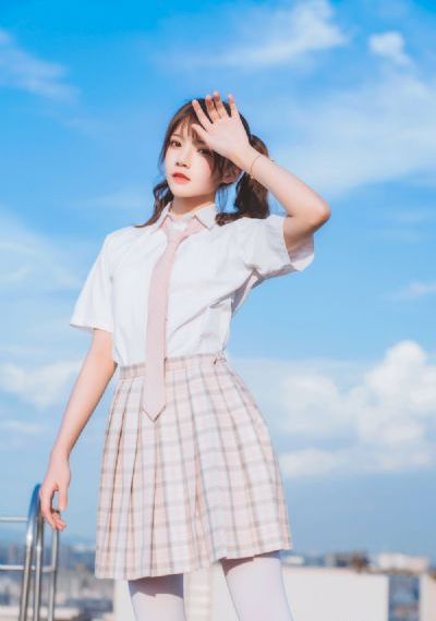 下面有根棒棒糖
