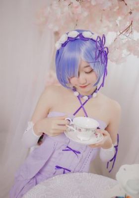 后宫露营动漫